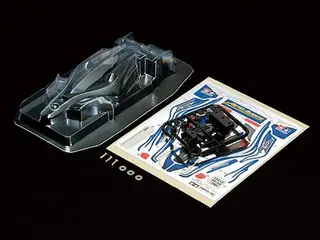 Aero Avante 透明车壳